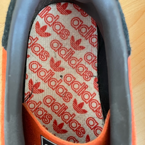 Adidas Trinidad and Tobago trainers Size 9.5 - Picture 7 of 7